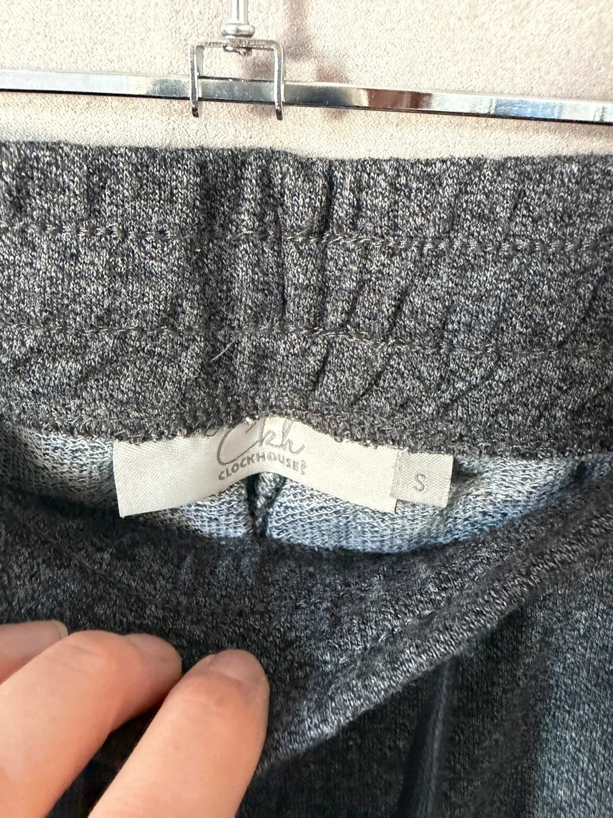 Grijze joggingbroek maat s – photo 2